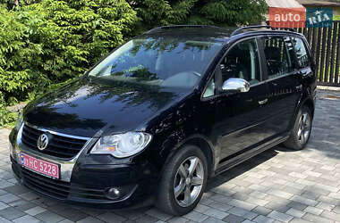 Минивэн Volkswagen Touran 2009 в Вознесенске