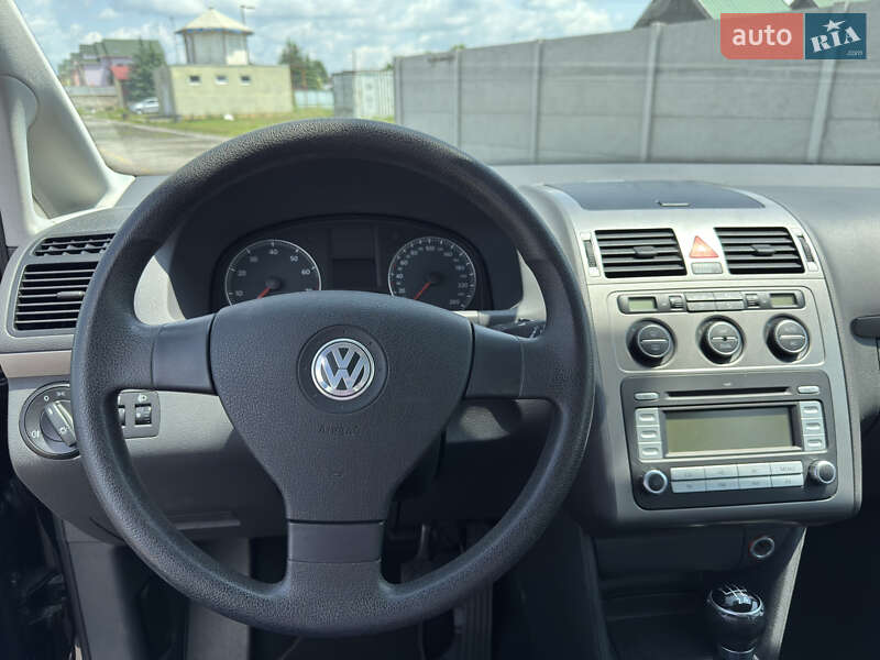 Минивэн Volkswagen Touran 2008 в Виннице