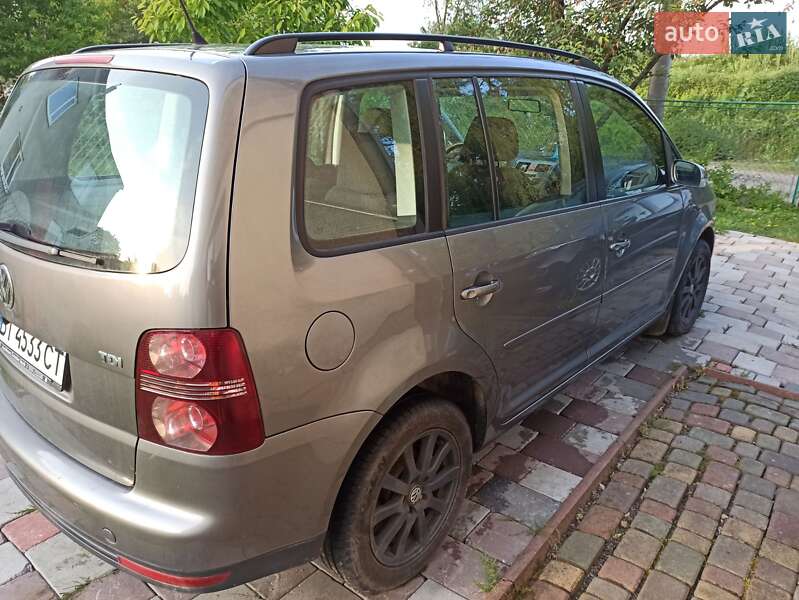 Мінівен Volkswagen Touran 2007 в Городку