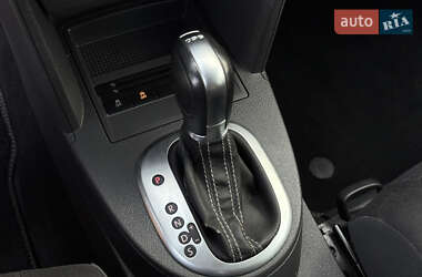 Минивэн Volkswagen Touran 2015 в 