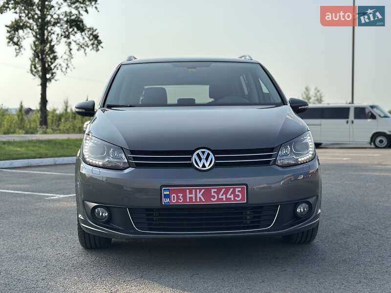 Мінівен Volkswagen Touran 2014 в Луцьку