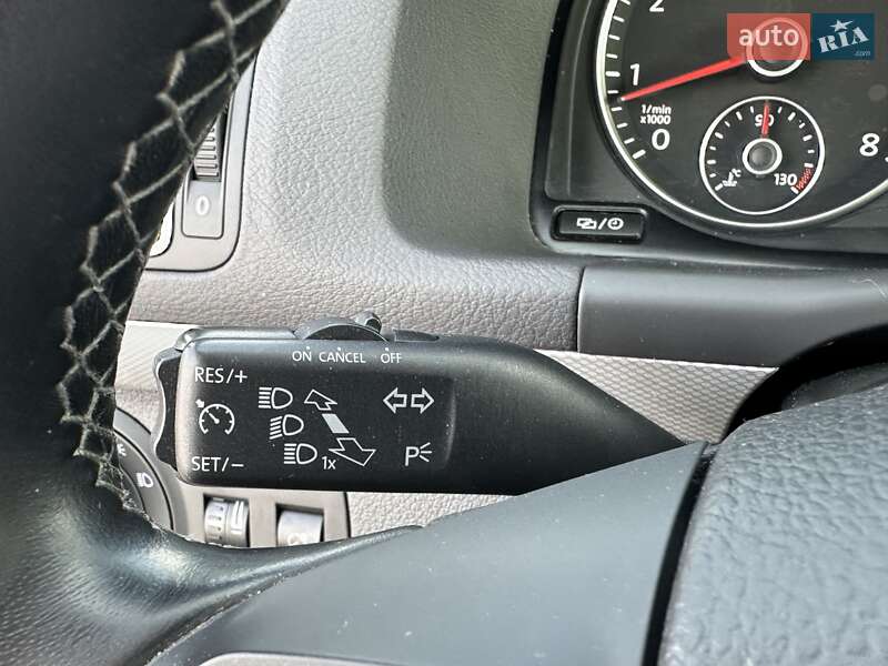 Мінівен Volkswagen Touran 2014 в Луцьку