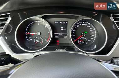 Микровэн Volkswagen Touran 2019 в 