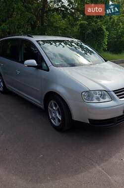 Минивэн Volkswagen Touran 2006 в 