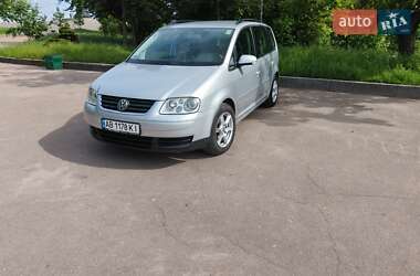 Минивэн Volkswagen Touran 2006 в 