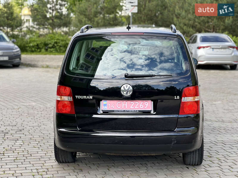 Мінівен Volkswagen Touran 2006 в Івано-Франківську