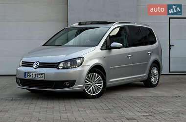Мінівен Volkswagen Touran 2015 в Сарнах