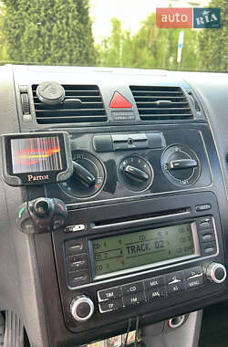 Мінівен Volkswagen Touran 2005 в 