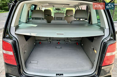 Минивэн Volkswagen Touran 2004 в 
