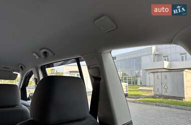 Мінівен Volkswagen Touran 2008 в 