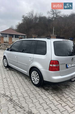 Мінівен Volkswagen Touran 2004 в Камені-Каширському