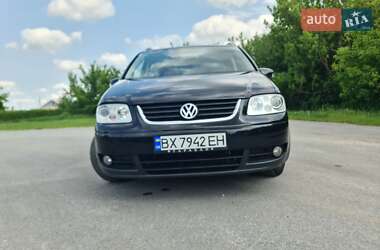 Минивэн Volkswagen Touran 2006 в Полонном