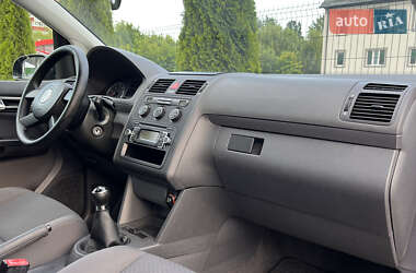 Минивэн Volkswagen Touran 2005 в 
