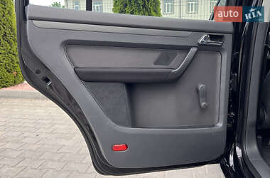 Минивэн Volkswagen Touran 2005 в 