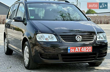 Минивэн Volkswagen Touran 2005 в Житомире
