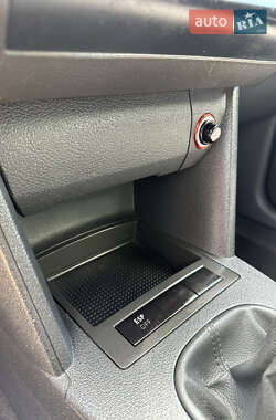 Минивэн Volkswagen Touran 2006 в 