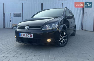 Минивэн Volkswagen Touran 2014 в 