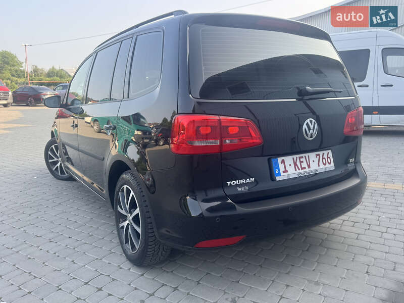 Минивэн Volkswagen Touran 2014 в Коломые