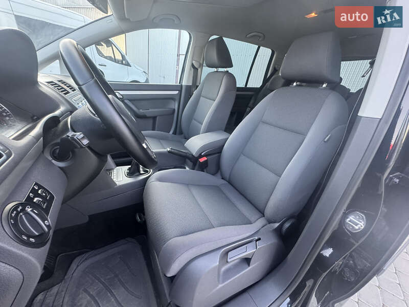 Минивэн Volkswagen Touran 2014 в Коломые