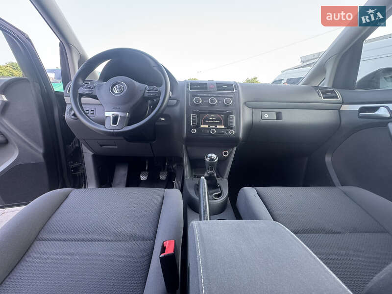 Минивэн Volkswagen Touran 2014 в Коломые