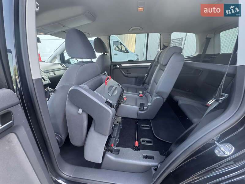 Минивэн Volkswagen Touran 2014 в Коломые