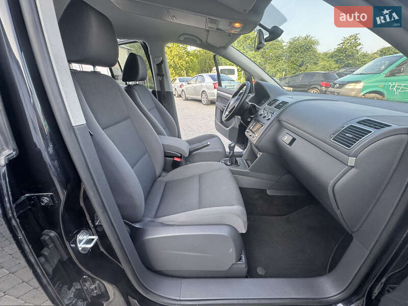 Минивэн Volkswagen Touran 2014 в Коломые