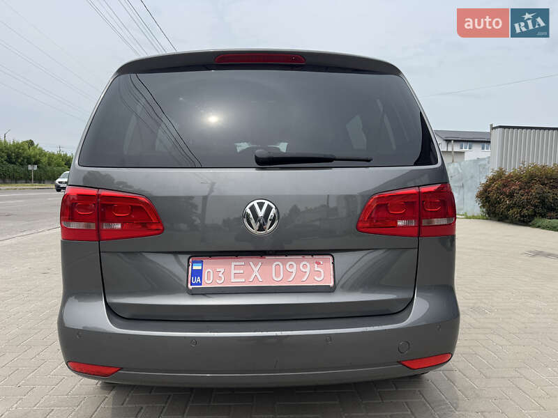 Минивэн Volkswagen Touran 2011 в Белой Церкви