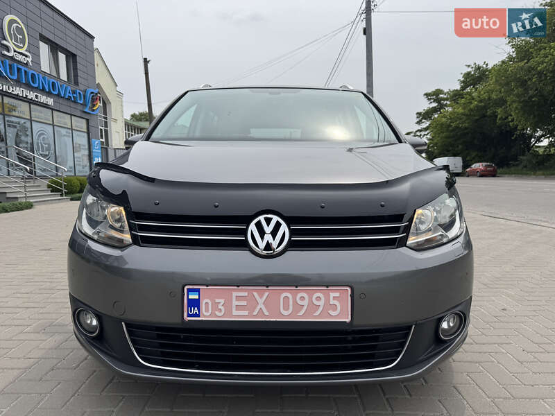 Минивэн Volkswagen Touran 2011 в Белой Церкви