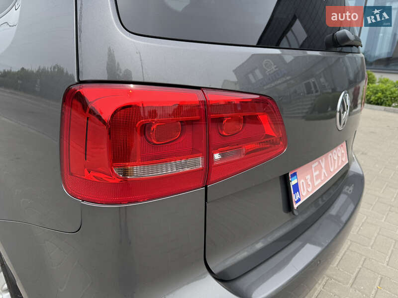 Минивэн Volkswagen Touran 2011 в Белой Церкви