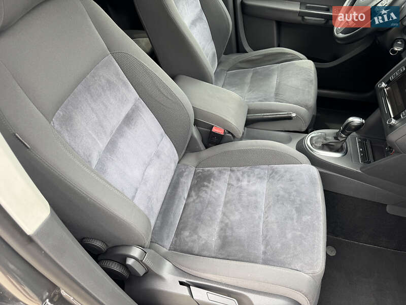 Минивэн Volkswagen Touran 2011 в Белой Церкви