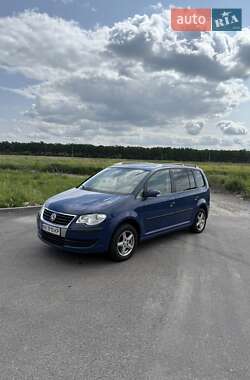 Минивэн Volkswagen Touran 2008 в Виннице