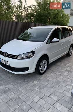 Мінівен Volkswagen Touran 2014 в Ужгороді