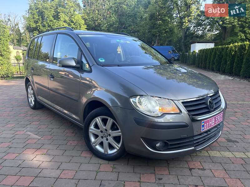 Volkswagen Touran 2009