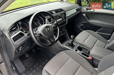 Микровэн Volkswagen Touran 2016 в 
