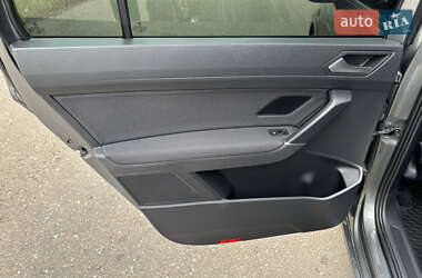Микровэн Volkswagen Touran 2016 в 