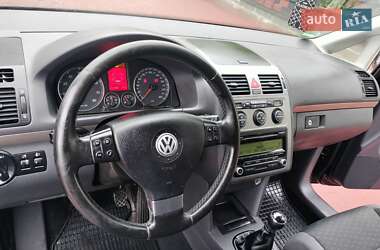 Минивэн Volkswagen Touran 2008 в 