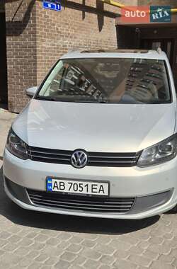 Минивэн Volkswagen Touran 2011 в Виннице