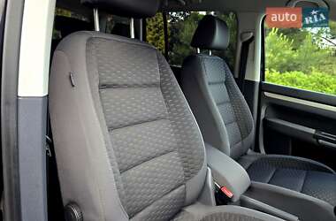 Минивэн Volkswagen Touran 2009 в 