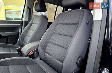 Минивэн Volkswagen Touran 2009 в 