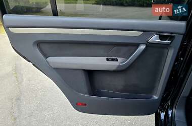 Минивэн Volkswagen Touran 2009 в 