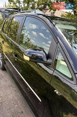 Мінівен Volkswagen Touran 2008 в 