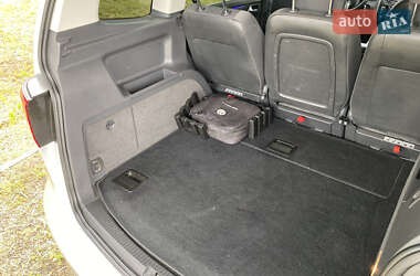 Минивэн Volkswagen Touran 2015 в 
