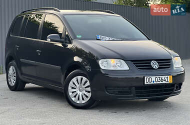 Минивэн Volkswagen Touran 2005 в 