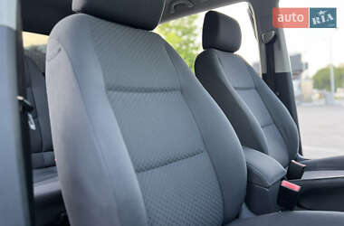 Минивэн Volkswagen Touran 2005 в 