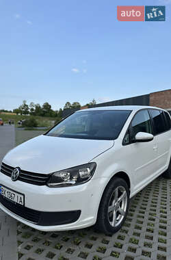 Минивэн Volkswagen Touran 2014 в 