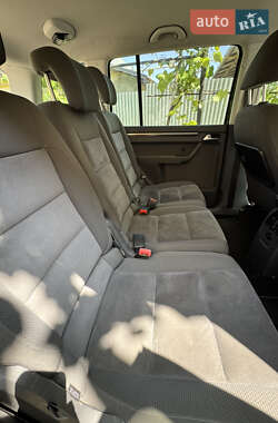 Минивэн Volkswagen Touran 2010 в 