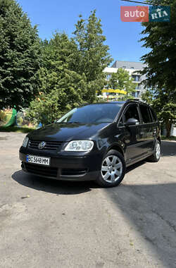 Мінівен Volkswagen Touran 2003 в Стрию