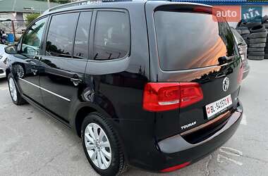 Минивэн Volkswagen Touran 2012 в 