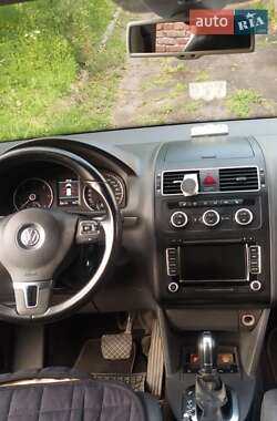 Минивэн Volkswagen Touran 2014 в 