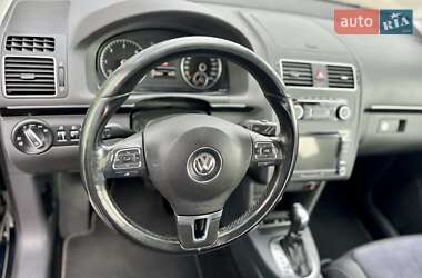 Минивэн Volkswagen Touran 2012 в 